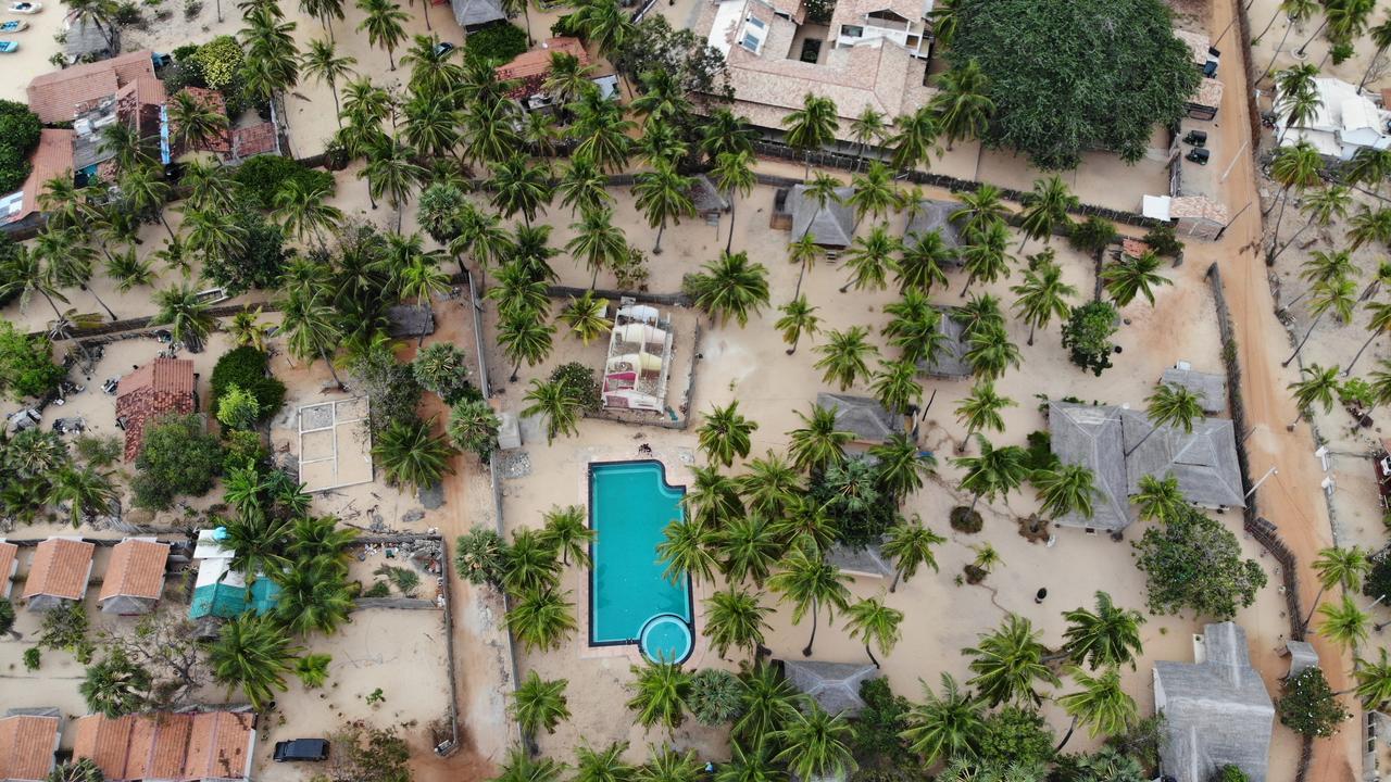 Cocodance Kitesurfing Resort 칼피티야 외부 사진